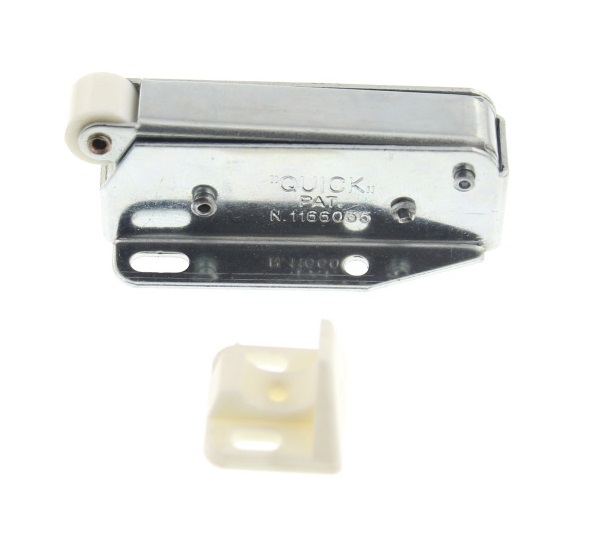 Automatic Spring Catch