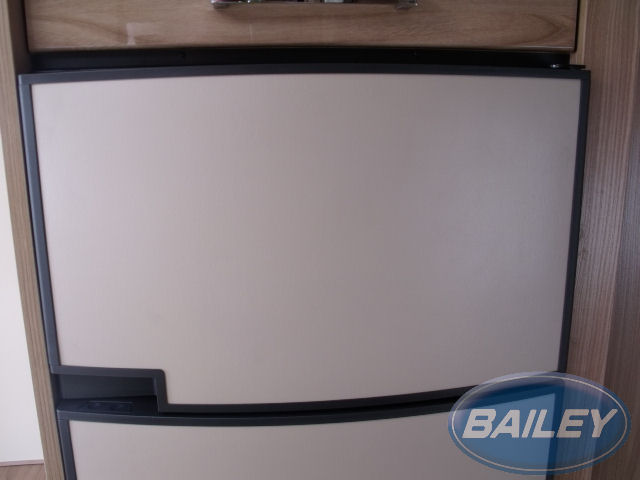 RMD8551 Camel Freezer Panel 300x508mm L/H cut out