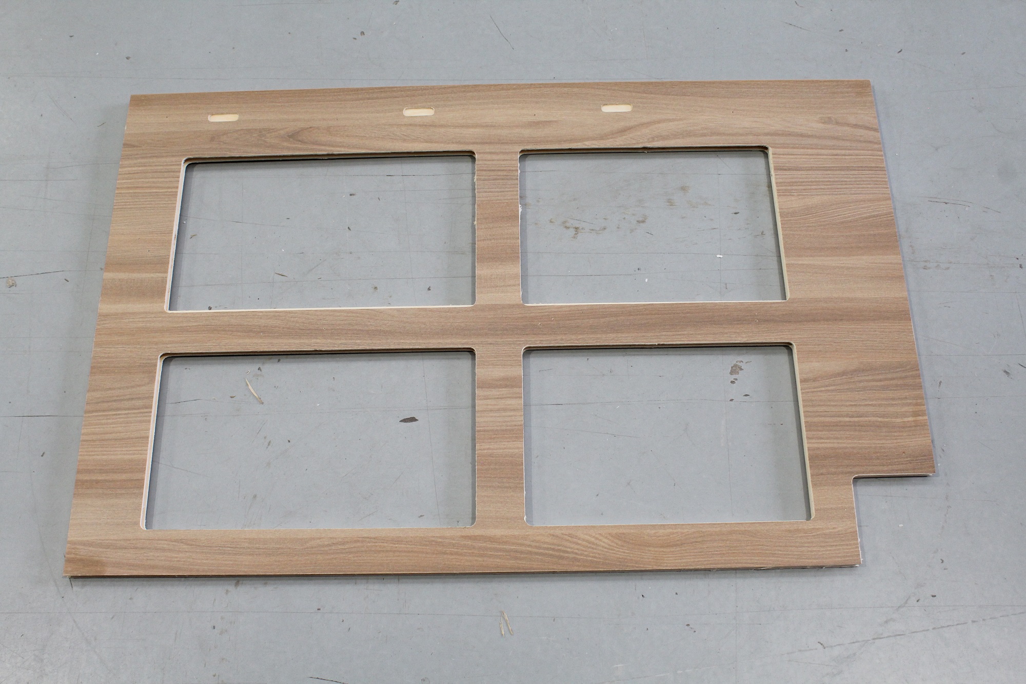 AH2 75-4 Kitchen L/H End Panel