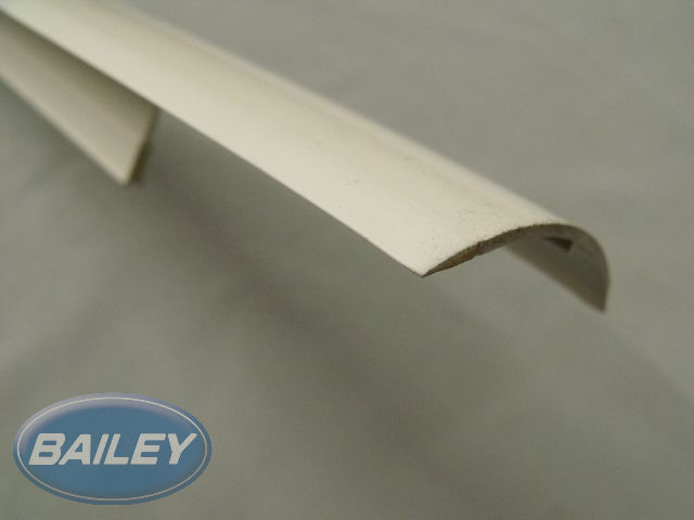 Read more about Internal Roof Joint Cover 2193mm RAL9001 product image