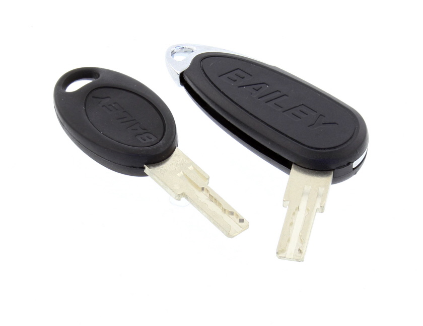 Set of Two FW835 Keys 1 x Flick 1 x Standard