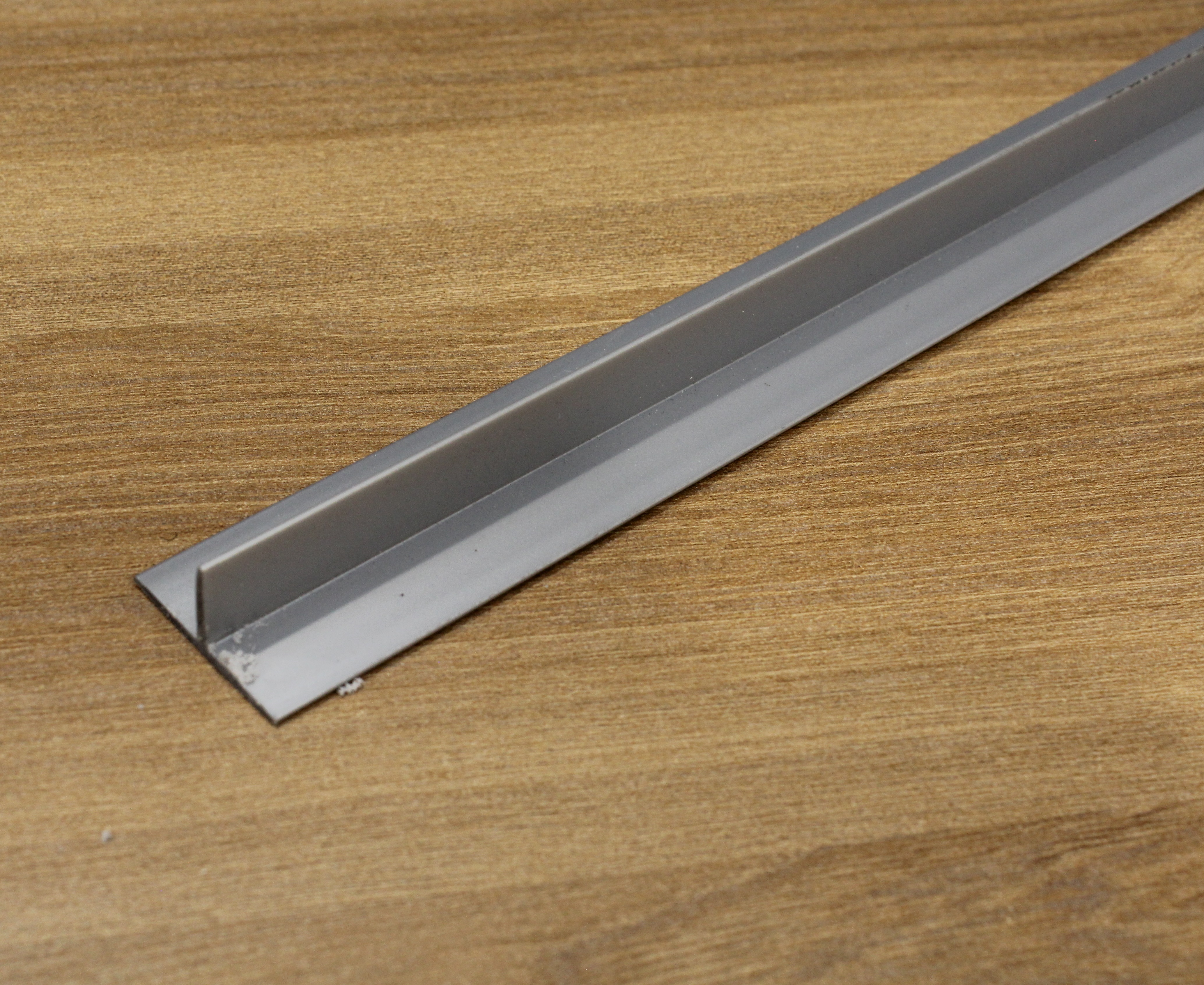 Silver Motorhome Bulkhead ' T ' Extrusion 1400mm  