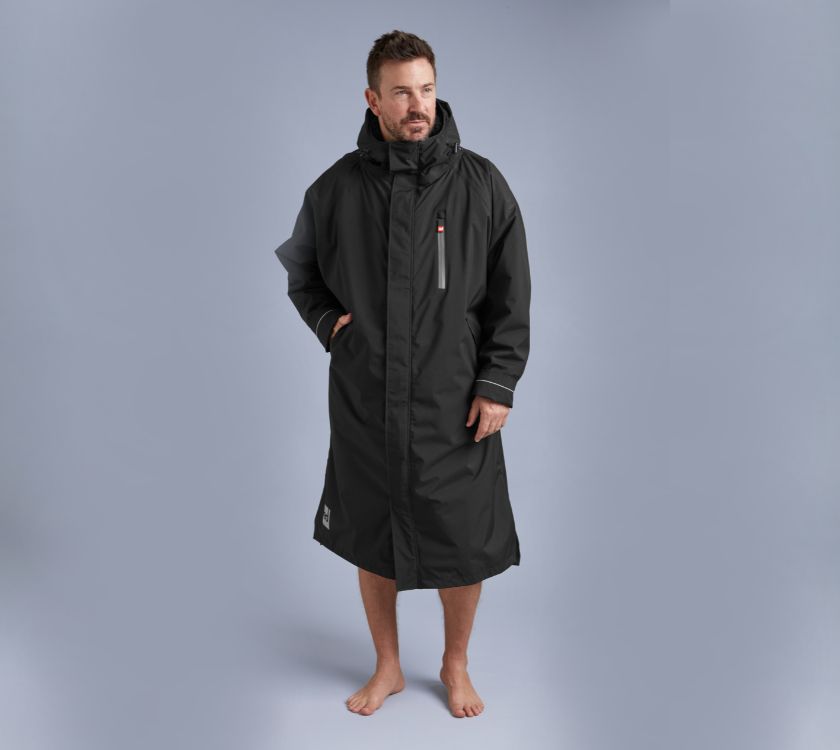 Red Equipment - Alter Evo Changing Robe - Stealth Black - Unisex Large