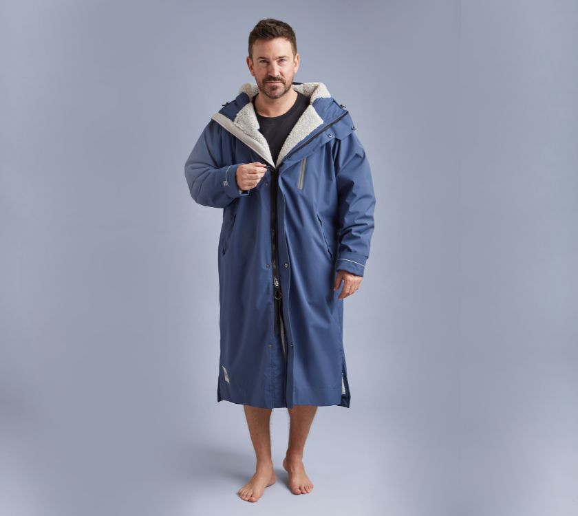 Red Equipment - Alter Evo Changing Robe - Admiral Blue - Unisex Medium