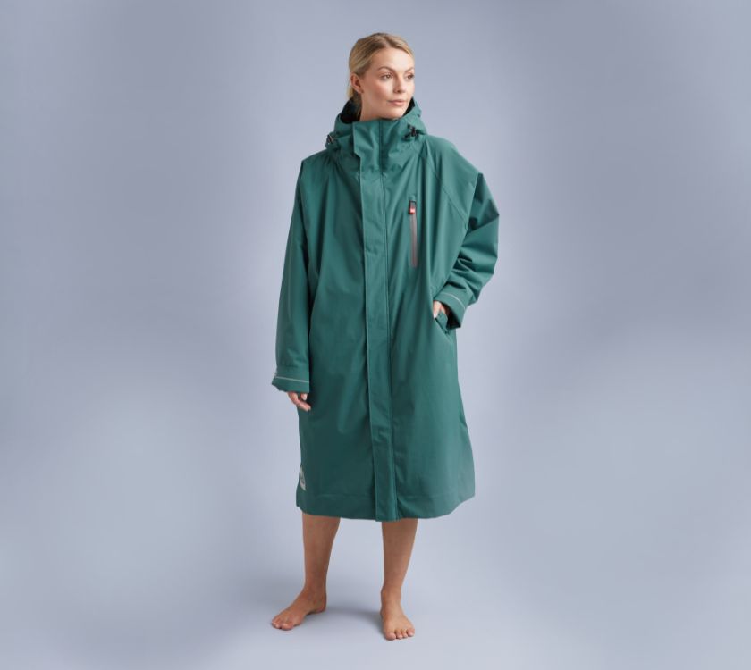 Red Equipment - Alter Evo Changing Robe - Deep Teal - Unisex Medium