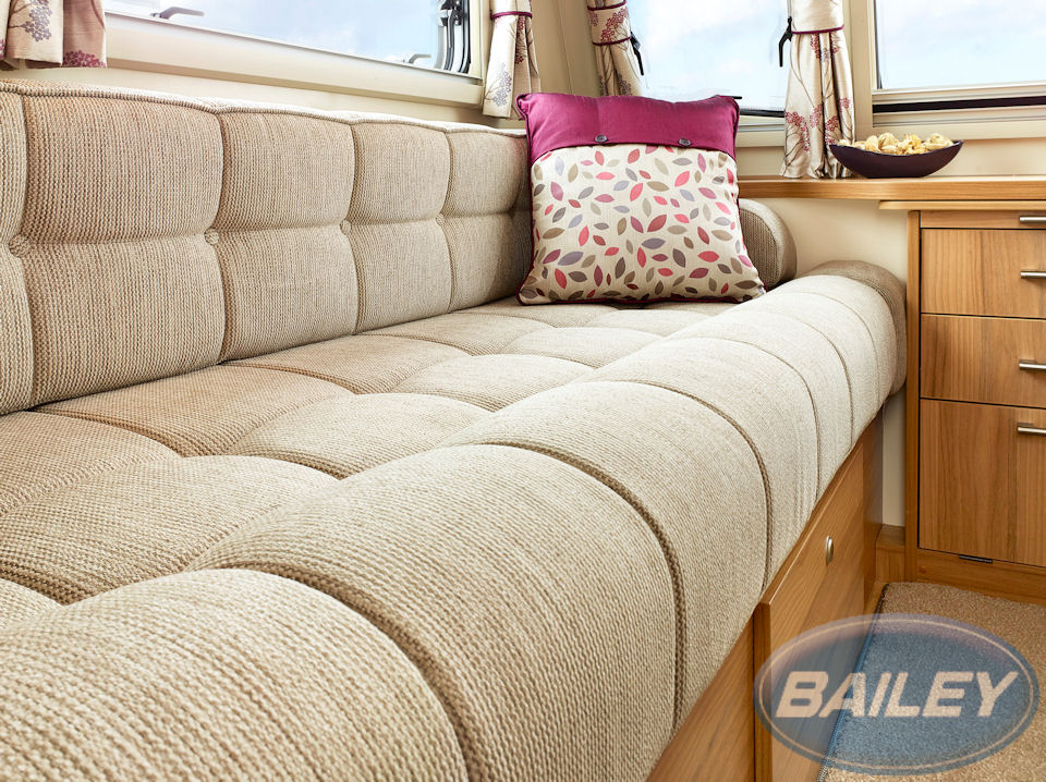 Pursuit 400/2 Upholstery Set in Amaro