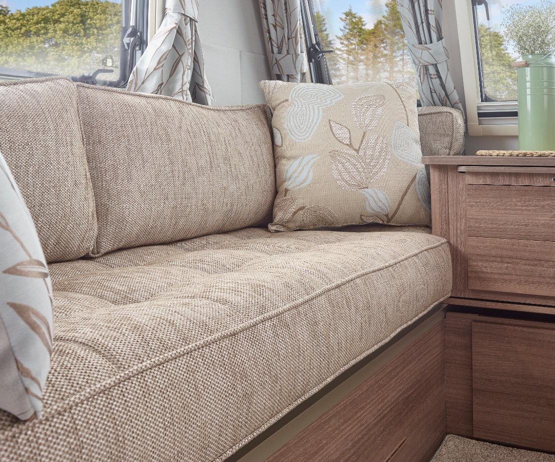 UN4 Pamplona Upholstery Set - Brompton