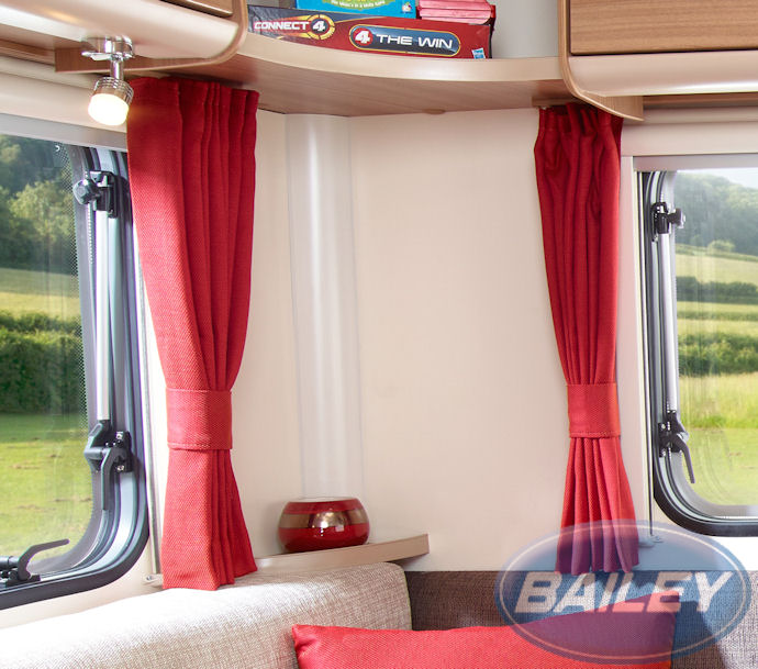 Read more about AE1 640 Curtain Set (Pimlico) product image