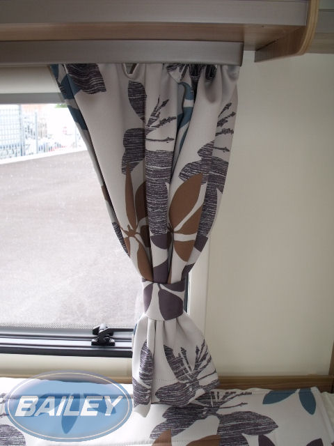 Read more about Pegasus IV Ancona Curtain Set In Belvoir product image