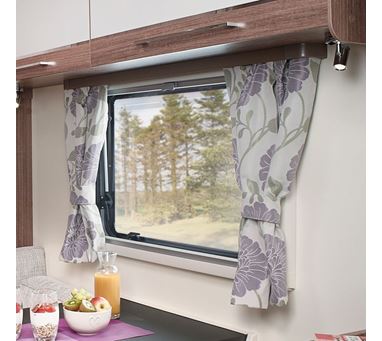 UN4 Pamplona Curtain Set - Finsbury