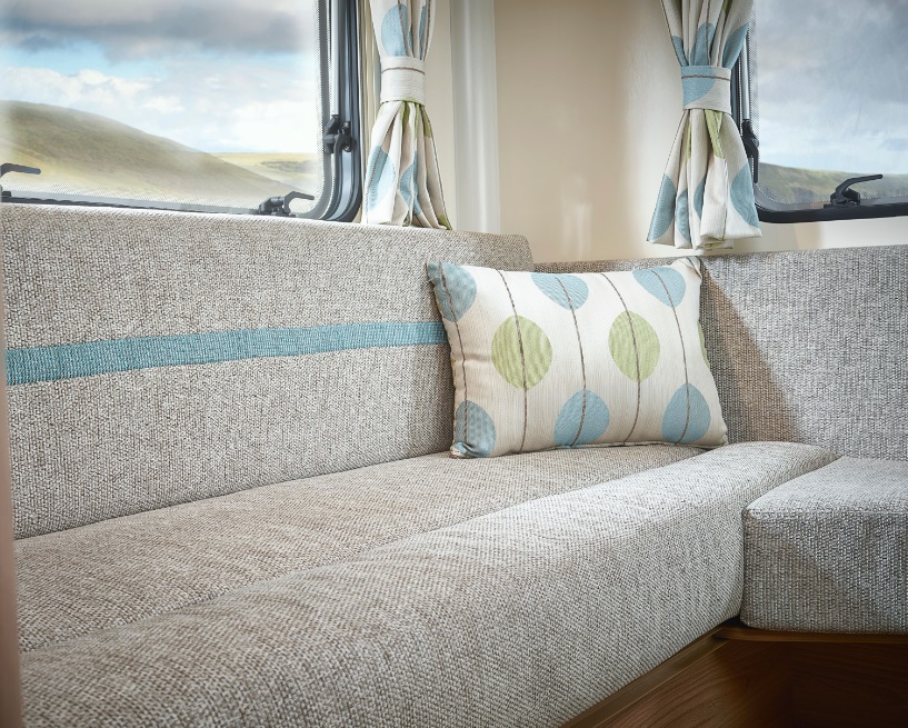 Approach Advance 615 Upholstery Set in Queensway