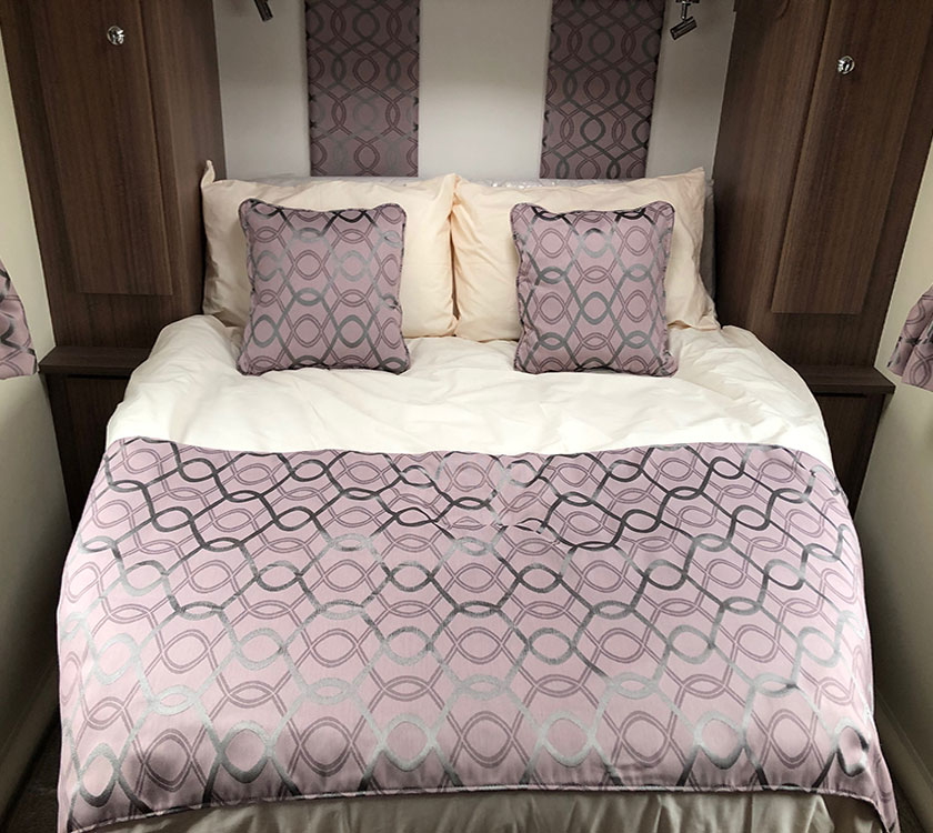 Read more about Bedding Set Platinum 640 644 Island Bed product image