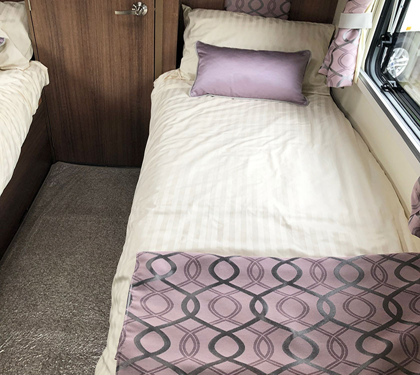 Read more about Bedding Set Platinum 642 Twin Fixed Bed product image