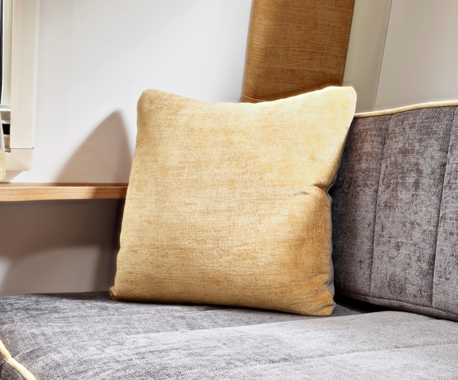 Read more about DY1 Scatter Cushion 450x450mm - Java product image