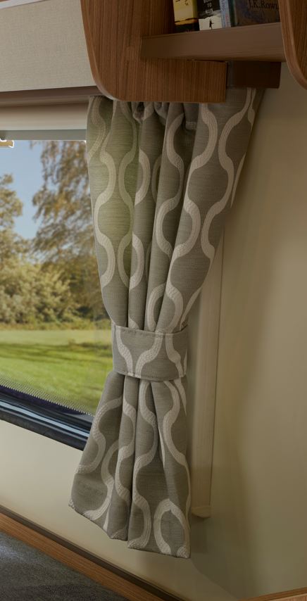 Read more about PXR N/S Front Curtain HWx800mm (LF) product image