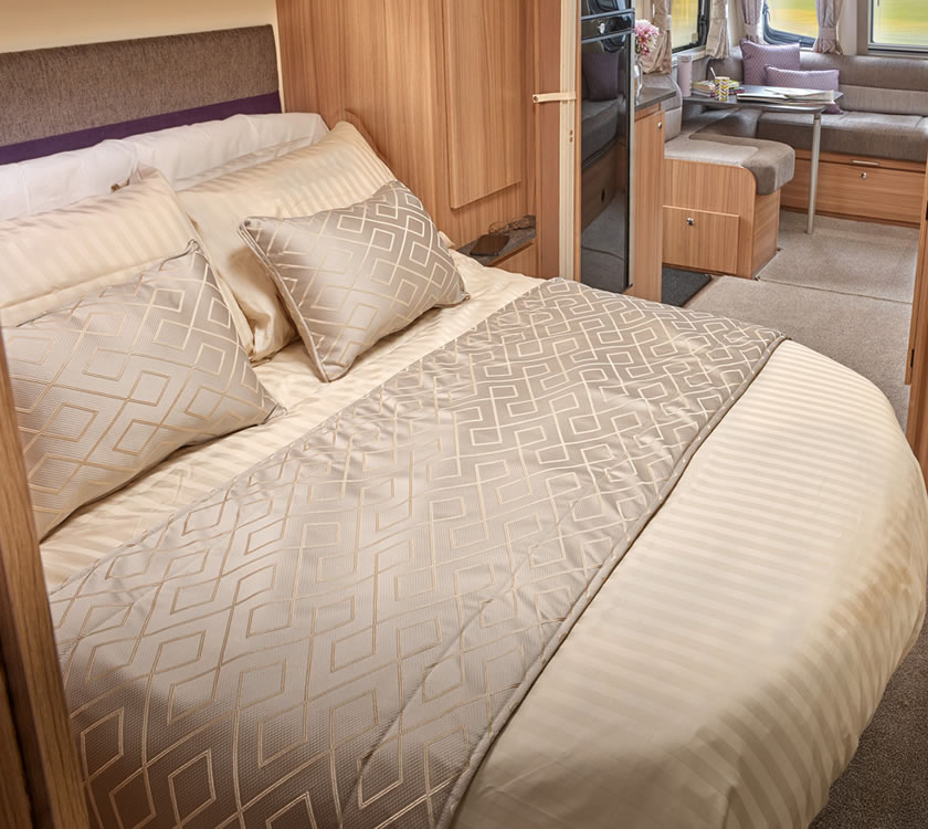 Read more about Bedding Set Pegasus Grande SE Bol Brin Goldhawk product image