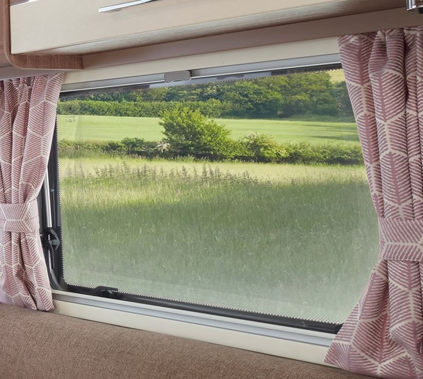 Read more about PS6 Brindisi Curtain Set - Archway product image