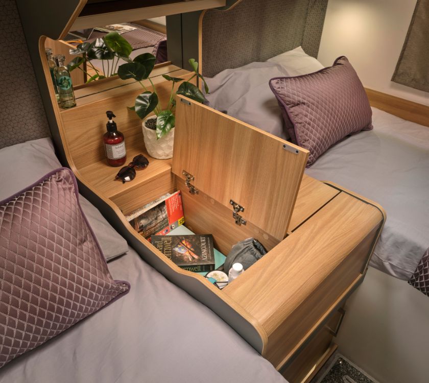 Read more about Adamo VE 75-4T Twin Bed Bedding Set product image