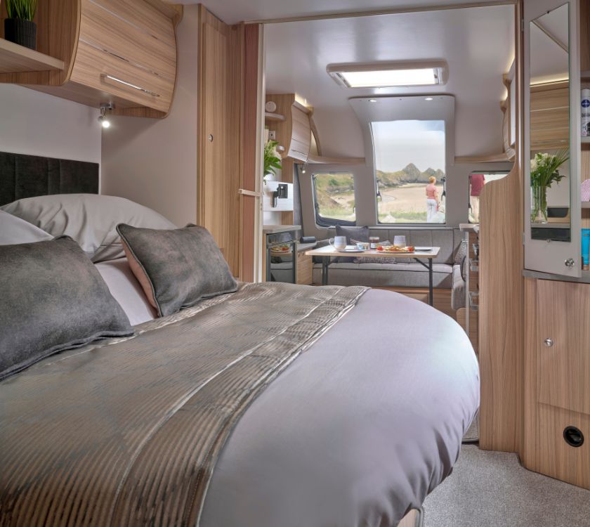 Read more about Bailey Pegasus Grande GT75 Island Bed Bedding set - Hatton product image