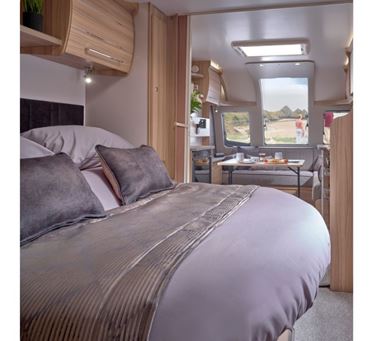 PG2 Pegasus Grande GT75 Amalfi French Bed Bedding Set - Hatton