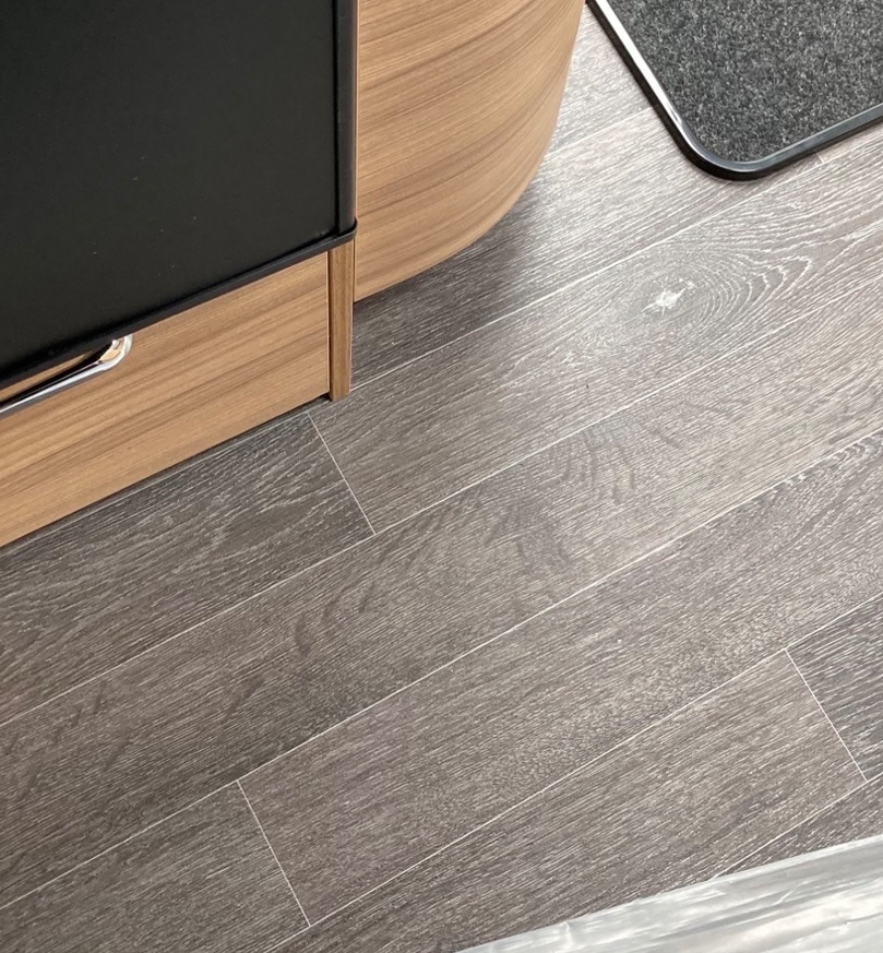 Holly Oak 9259 Thermoflis Van Lino Vinyl Flooring 2.5m Width, sold per metre