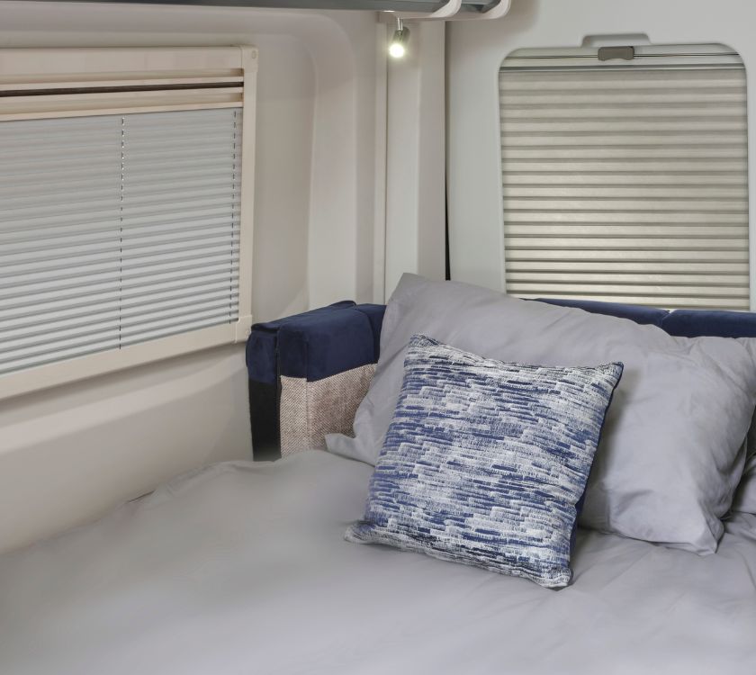 Read more about Bailey Endeavour B62 Twin Bedding Set - Apollo product image