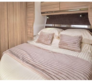 Bailey Unicorn Deluxe - Island Bedding Set - Blossom