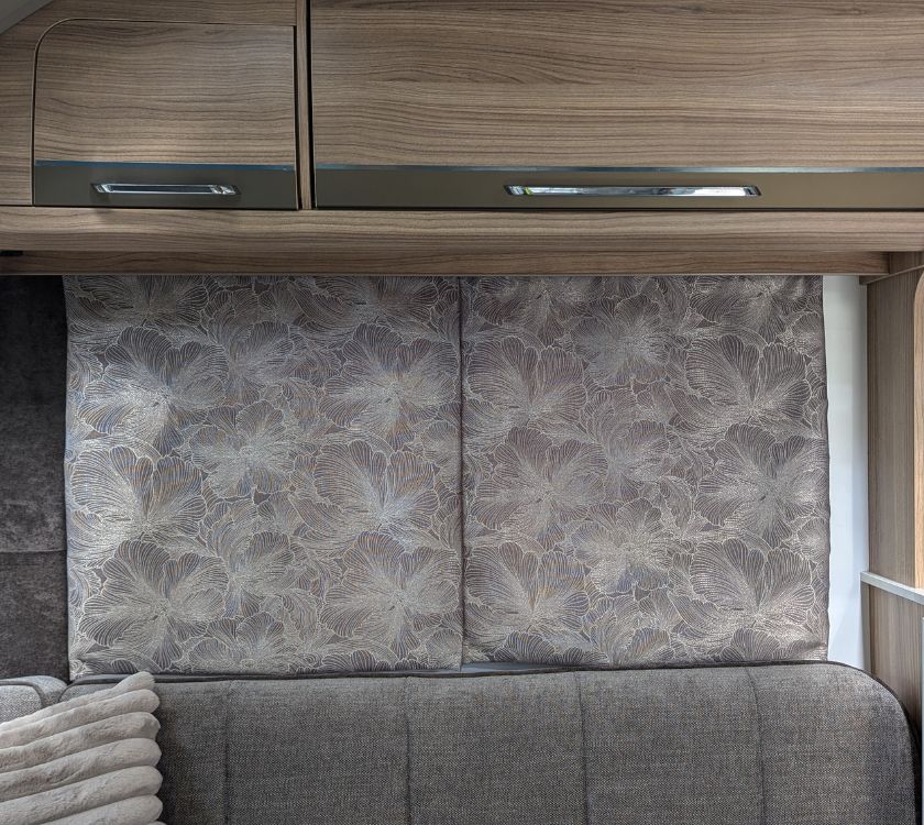 Bailey Unicorn Deluxe - Lounge Curtain Set, Jasmine for Madrid