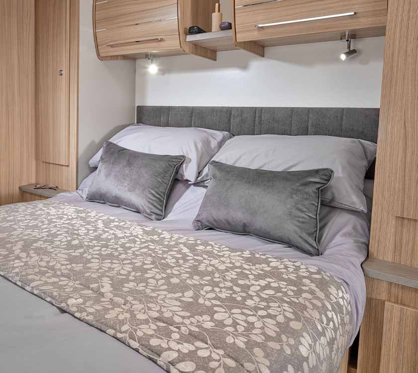 PX2 GT75 640 644 Fixed Island Bed Bedding Set - Amersham