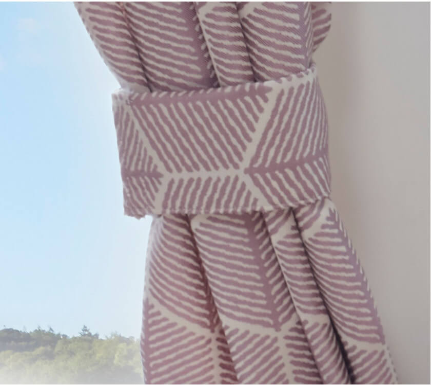 PS6 Curtain Retainer in Archway (Single)