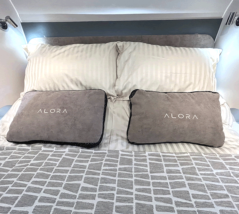 Read more about Bailey Alora 69-4I Island Bedding Set - Cosmos product image