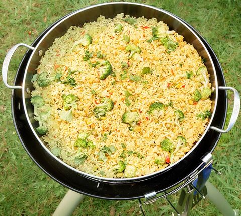 https://www.primaleisure.com/catalogimages/products/caravan-accessoires-cadac-paella-pan-5758-image04.jpg?width=481&height=429&mode=pad&scale=both&bcolor=ffffff&quality=80