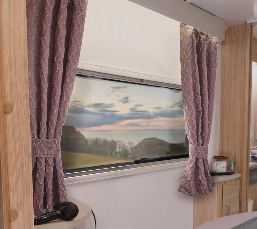 Unicorn V Optional Curtain Set - Chiswick