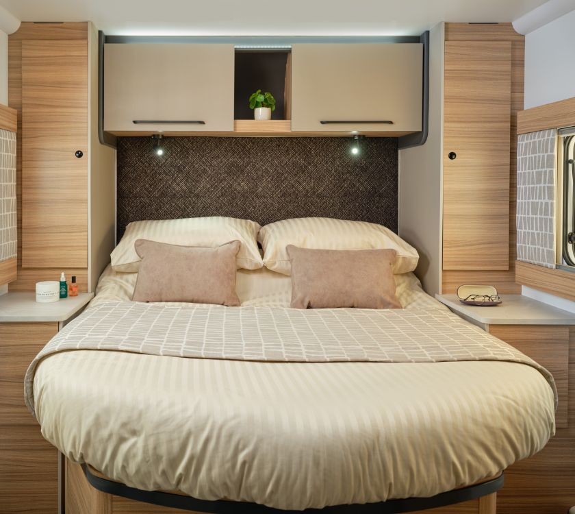 Bailey Pegasus Black Edition - Island Bedding Set - Sierra